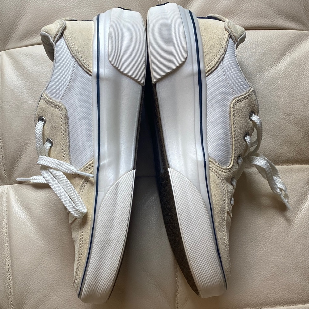 Reef Cream and White Athletic Shoes - Picture 6 of 9